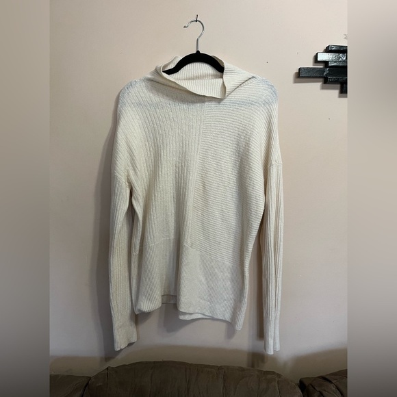 Summersalt Luxe Cashmere Blend Funnel Cream Cashmere-Blend Sweater size Medium - Picture 1 of 8